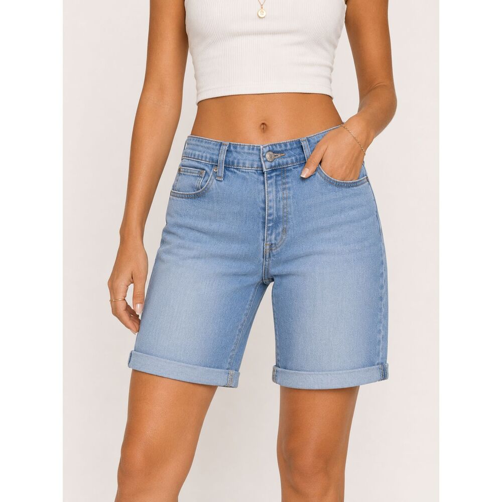 Levi's Light Wash Denim Bermuda Shorts W31 Cuffed Stretch Women's Jean Shorts